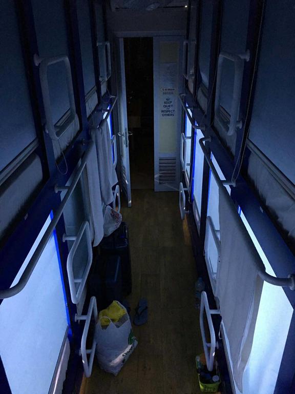 Qb Sleep Capsule Hotel Kuta Lombok Exterior foto