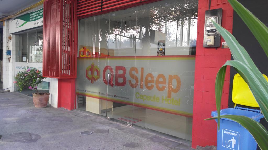 Qb Sleep Capsule Hotel Kuta Lombok Exterior foto